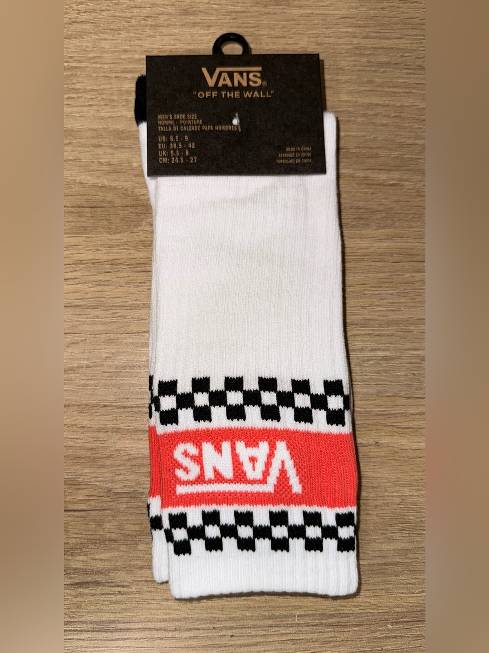 NWT VANS OFF THE WALL White, Red & Black Checker Crew Socks.Size 6.5-9.(Unisex).